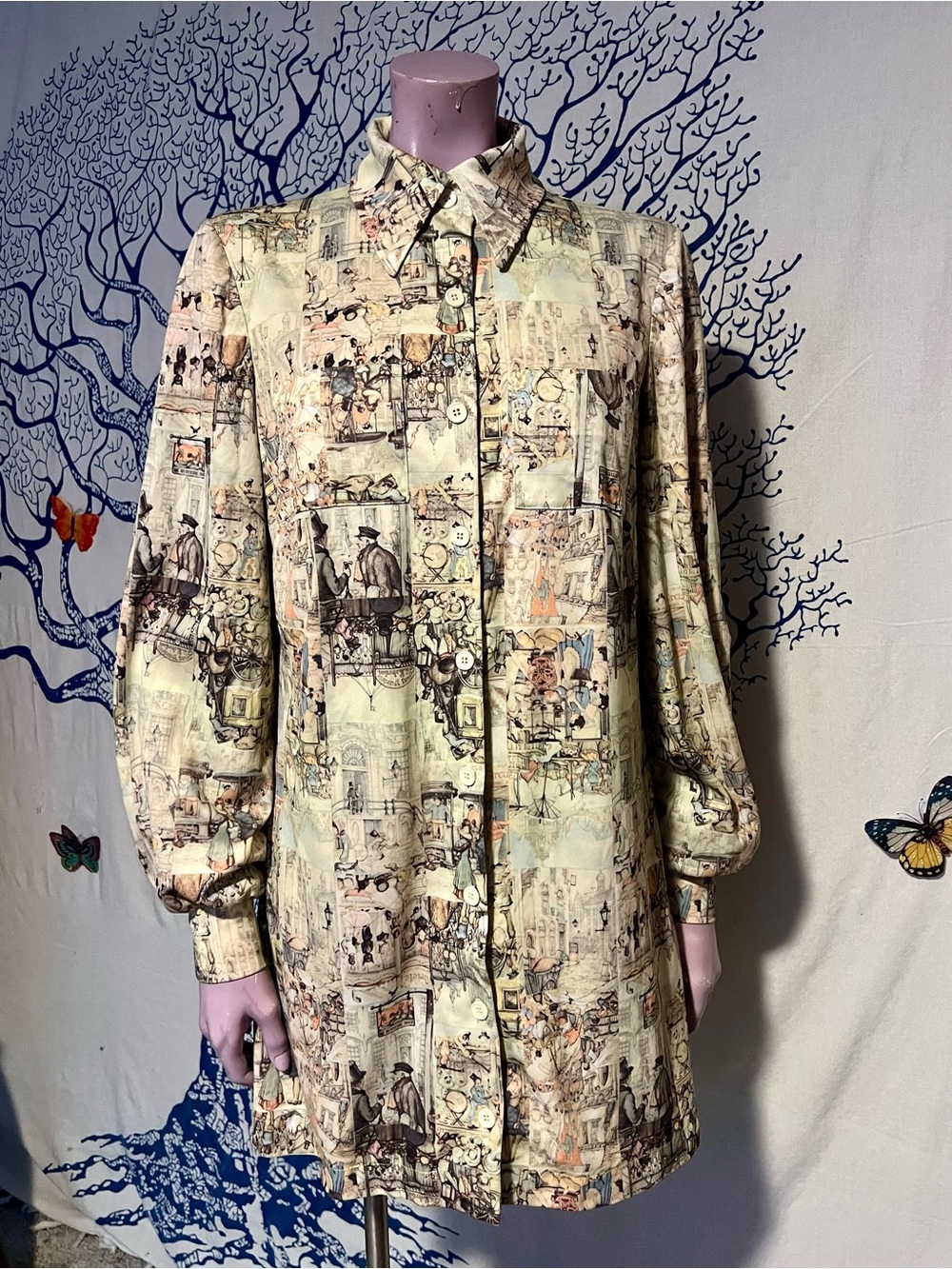 Vintage-Inspired Illustrated Button-Up Blouse in Cream and Tan